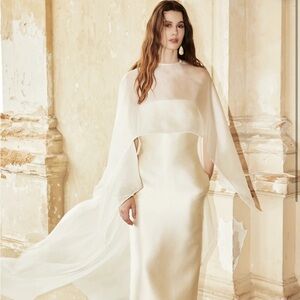 Chic Cream Long Sleeve Dress